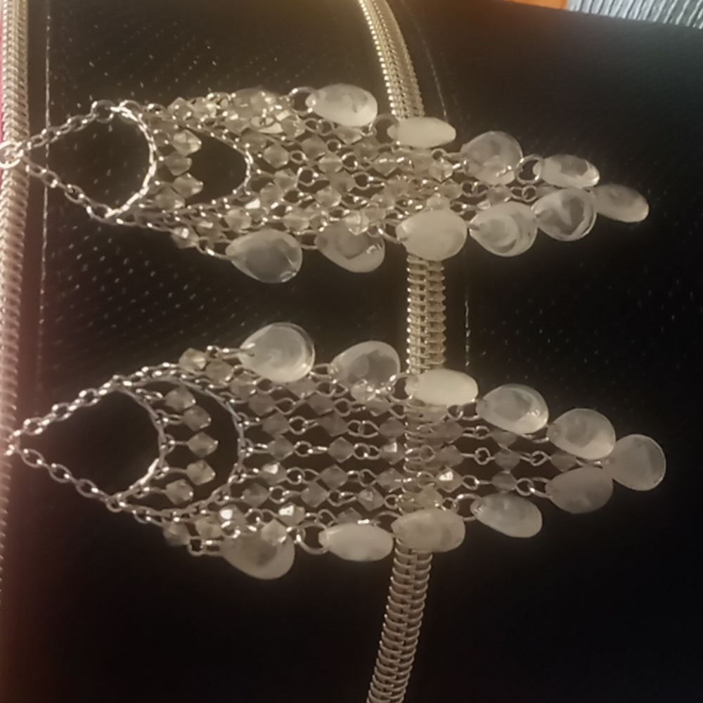 Chain drop waterfall earrings.